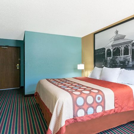 Super 8 By Wyndham Bath Hammondsport Area Motel Bilik gambar